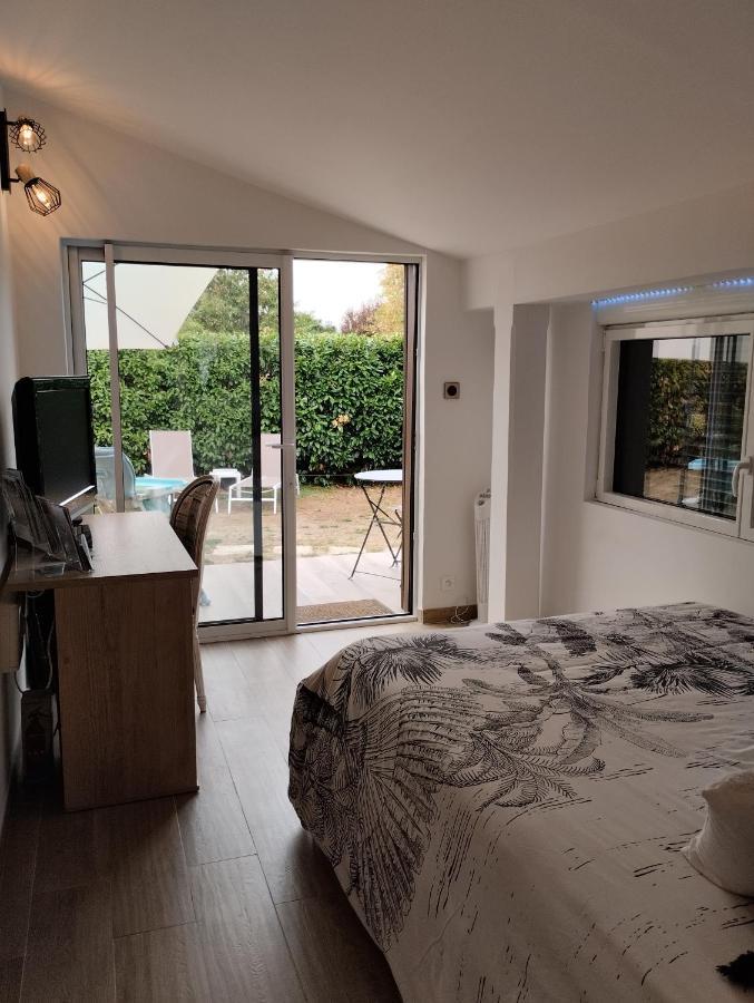 Bed and Breakfast L'Atelier Saint-Sulpice Entre Bordeaux Et St Emilion Zewnętrze zdjęcie